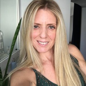 Meet your Posher, Monica